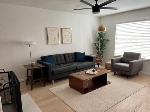Living room 1