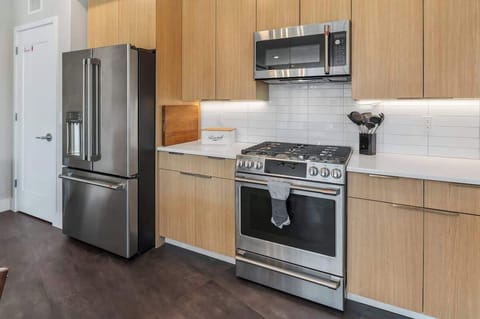 Nice High-end appliances 