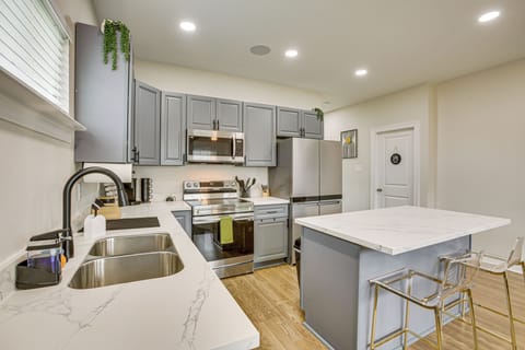 Kitchen | Dishwasher | Keurig Coffee Maker