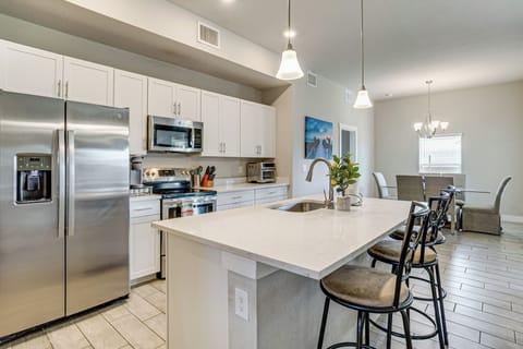 Kitchen | Cooking Basics | Keurig Coffee Maker | Microwave | Toaster Oven