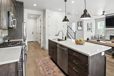 We've got a gorgeous kitchen for the days you feel inspired to cook. For all other days, it's just a stylish backdrop for your takeout. No judgment here!