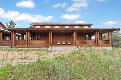 Cheyenne shared porch