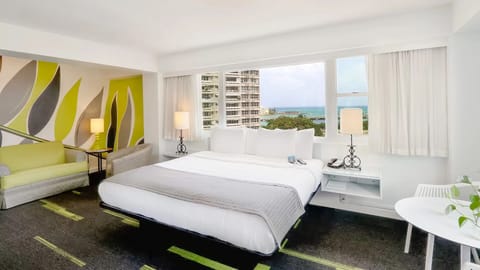 Unit with 1 King size bed