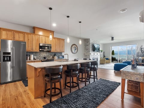 Condo #222 - Seasons at Sandpoint