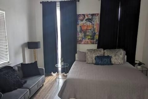 2149812b 7d35 4348 bea0 3d5539ed722d