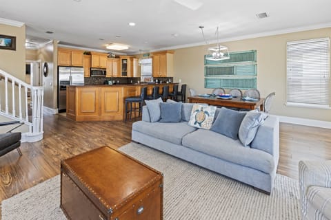 Living Room (2nd Floor)