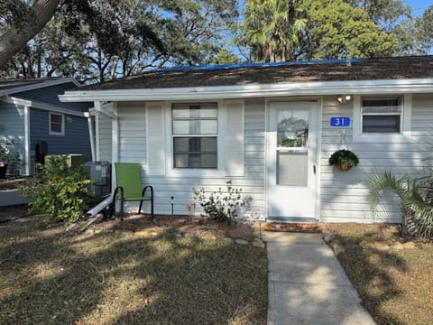Welcome to your home away from home! This inviting front entrance sets the tone for a relaxing stay — clean, welcoming, and thoughtfully prepared just for you. Step inside and get ready to unwind.