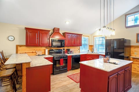 Fully stocked kitchen ready for whatever you have planned