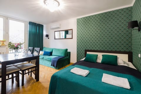 Apartament do Wynajęcia UnitApartamentsPL mieszkanie do wynajęcia Centrum Warszawy blisko Fabryka Norbilna