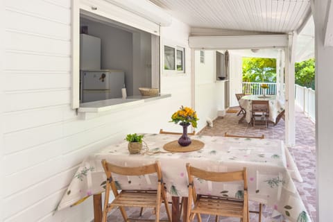 Outdoor dining