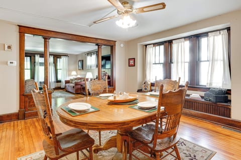 Indianapolis Vacation Rental | 1BR | 1BA | 1,000 Sq Ft | 6 Steps to Enter
