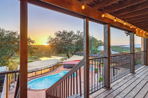 Belton Vacation Rental | 3BR | 3BA | Step-Free Access | 2,364 Sq Ft