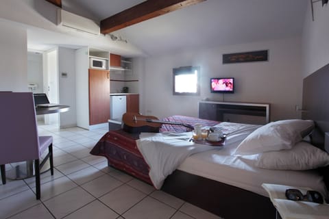 Bedroom. Interior and views may vary based on location and availability.