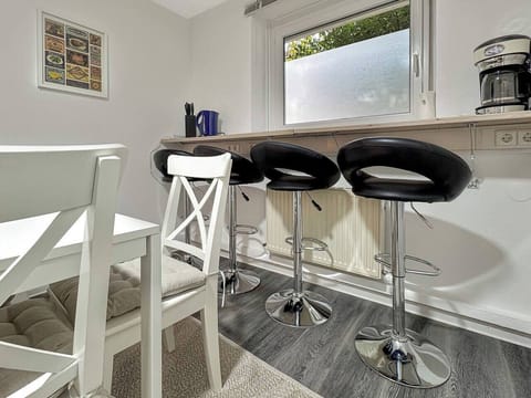 f8937202-4141-4e7b-ac4e-ff246c1081da