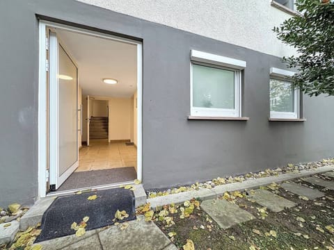 ac5505dd-e885-4abd-a249-6a6f55a1fd0d