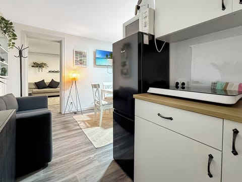 a72c37fb-e964-4a3d-a28c-333b58e6dd3d