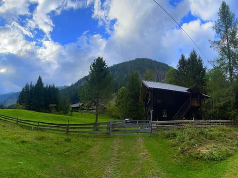 Heinrich Hütte, Austria Cabin in Carinthia, Austria