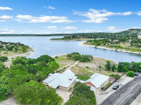 Aerial view of Canyon Lake Waterfront Paradise.