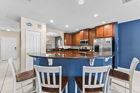 KITCHEN:  Fully Equipped Kitchen with Seating for 4 at Kitchen Island