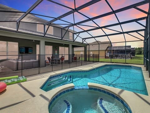 Pool, Water, Swimming Pool, Outdoors, Chair