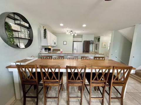 Dining room table, Paradise Point, Innerarity Townhomes, Perdido Key FL