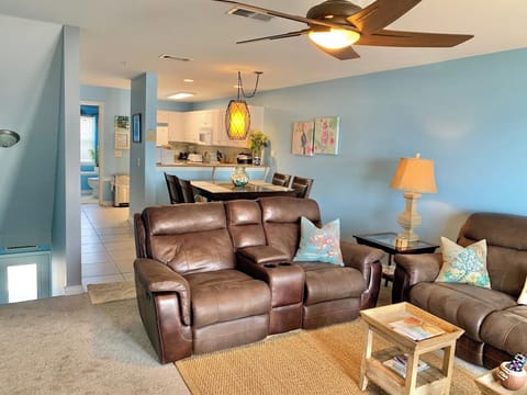 Cozy living room, Serenita Ora, Innerarity Townhomes, Perdido Key FL (1)