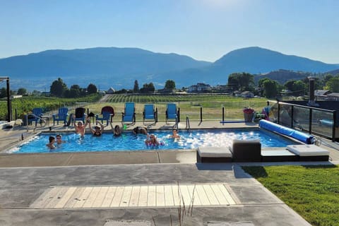 An ultimate summer day - wine tours followed by a poolside happy hour!