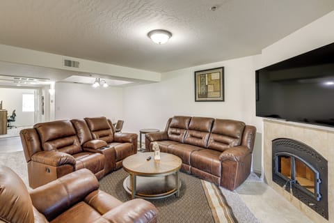 Scottsdale Vacation Rental | 2BR | 2BA | 1,045 Sq Ft | Step-Free Access