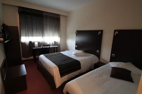 Bedroom. Exact unit will be assigned upon arrival. Views,colors, decor may vary