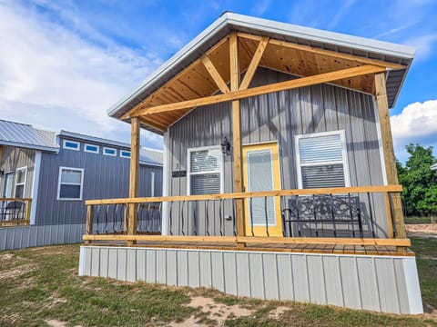 Steps from Lake Eufaula