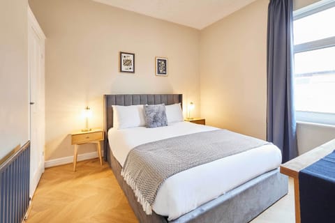Horner Street, Clifton - Host & Stay
