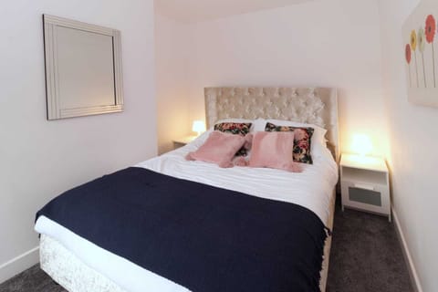 Bedroom 2 - double bedroom