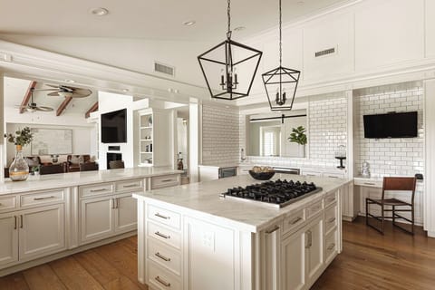 Plenty of room for meal preparation, or just a quick snack