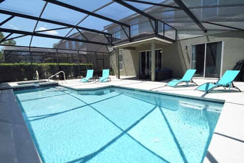 Beautiful private pool deck