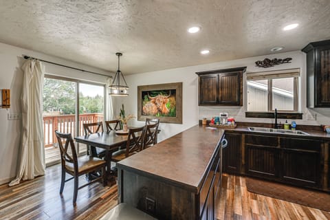 Cody Vacation Rental | 3BR | 2BA | 1,824 Sq Ft | Stairs Required to Access