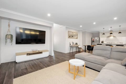Welcome to your home away from home! Our stylish and modern open-concept space is designed for comfort and connection. 