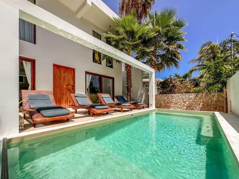 Private Pool