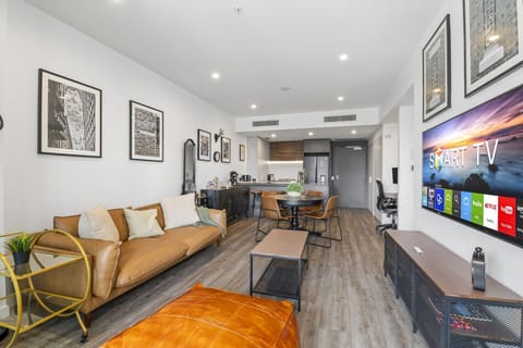 Living Area/Dining Area/Kitchen
