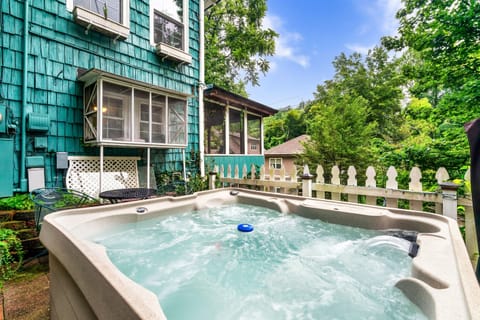 Relaxation station: Come for the hot tub, stay for the serenity