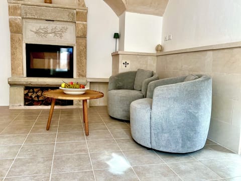Livingroom with cosy fireplace 