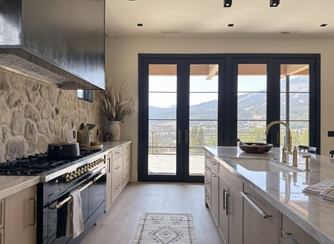 Outdoor patio area. 60 inch Italian range. 