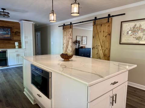 116 weset club dr kitchen island