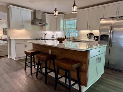 116 west club dr kitchen 5