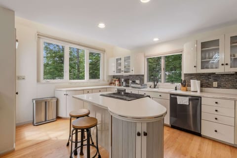 Lovely wrap around kitchen provides plenty of counter space for family meals.