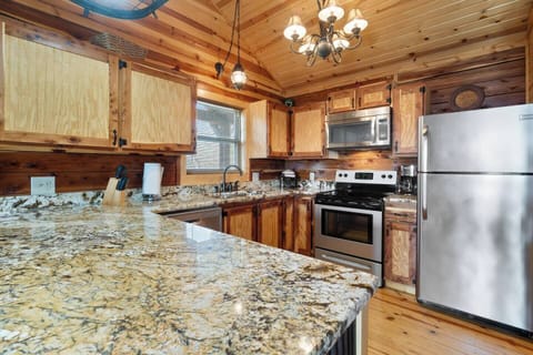 4d60bee9-3d9a-4053-80f5-45aae2cceb94