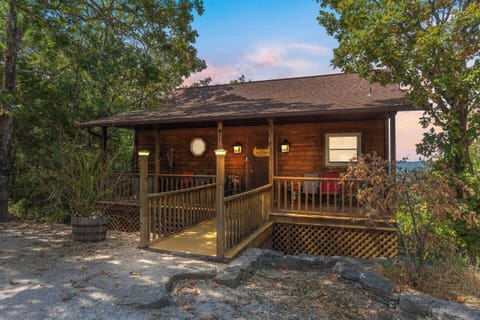 0f0fed46-2d4c-42ac-b308-75578165d6fd