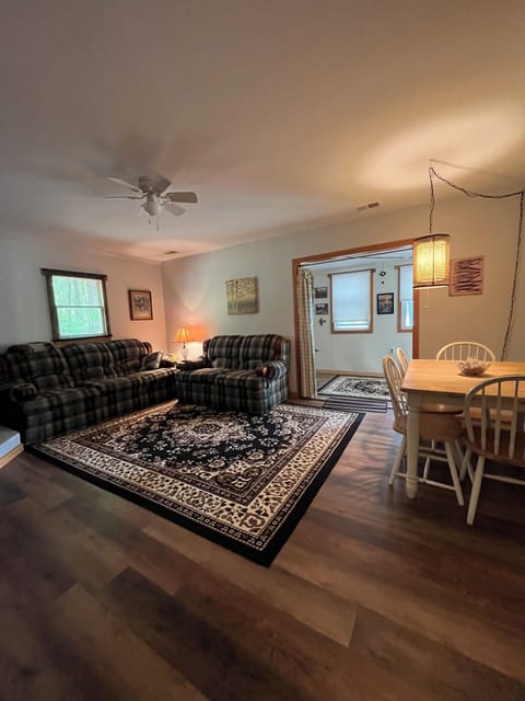 Living /Dining room .TV with DVD. No WiFi.