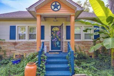 Nashville Vacation Rental | 5BR | 2BA | Steps Required | 3,200 Sq Ft