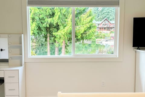 2nd Bedroom with lake views