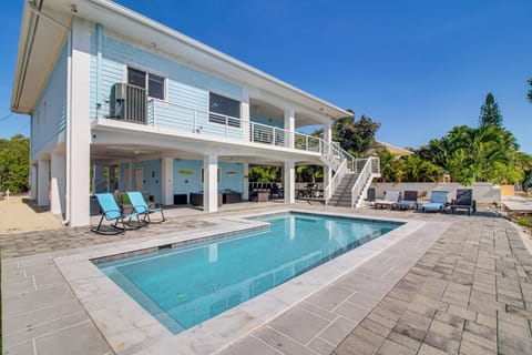 Key Largo Vacation Rental | 4BR | 3BA | 2,300 Sq Ft | Stairs Required